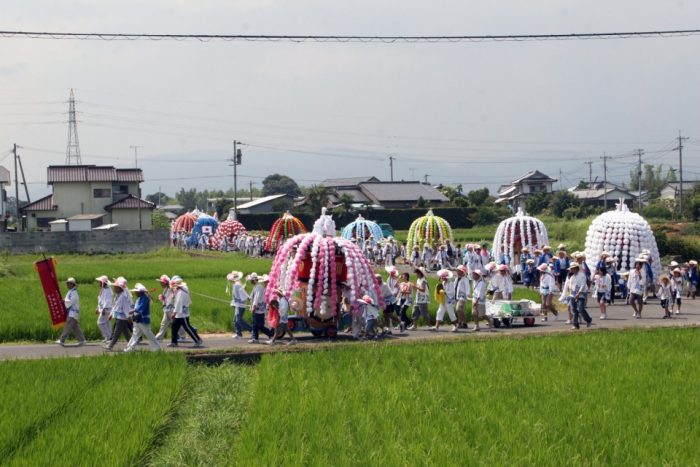 s_02 中津市02 鶴市花傘鉾①