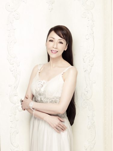 冴木杏奈１プロフィール写真2018